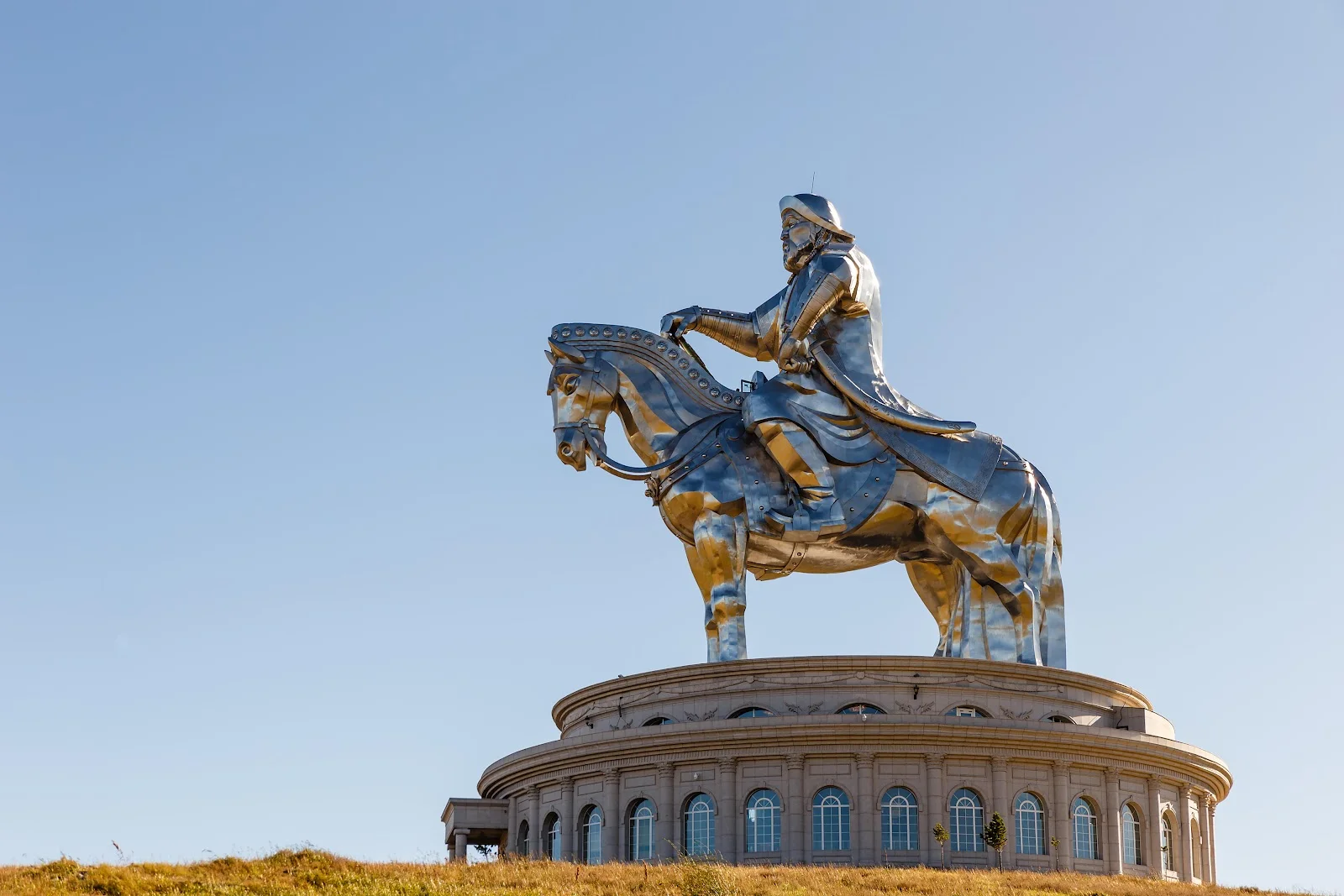 МОҢҒОЛ ИМПЕРИЯСЫНДАҒЫ СОҒЫС ПЕН БЕЙБІТШІЛІК