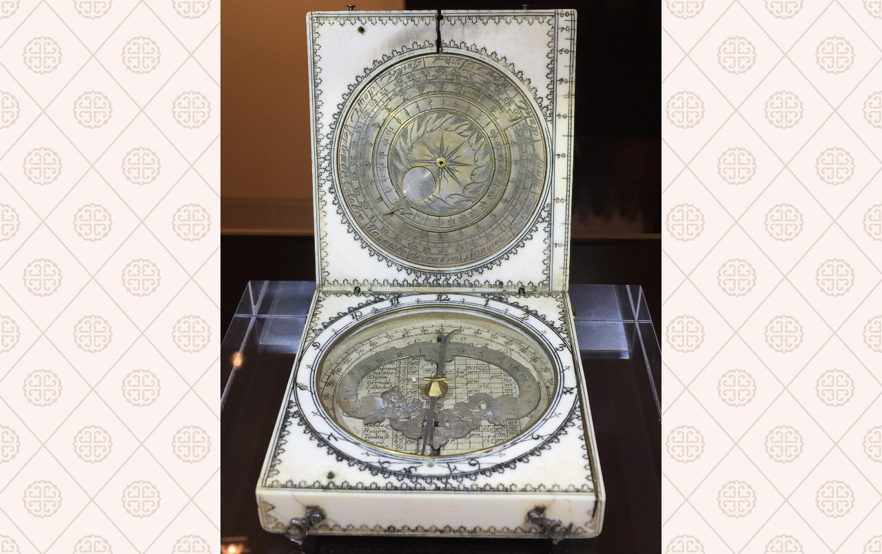 Ер адам басқа адамның мүшесін сорып жатыр (порно фото)