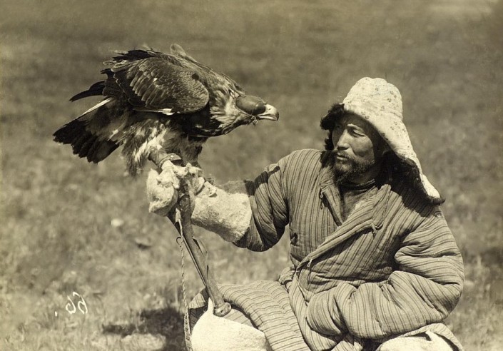  Поляков И. С. Дудин С. М. Қазақ бүркітшісі. 19-ғасыр/Wikimedia Commons 