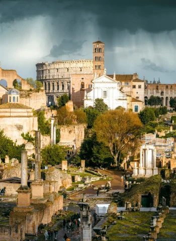 Қара нәсілді жігіттер топтық қатынаста болды