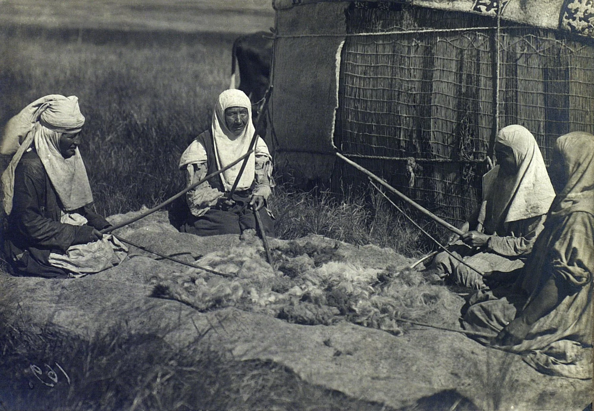 НЕОЖИДАННЫЕ ФАКТЫ О КАЗАХСКИХ ТРАДИЦИЯХ