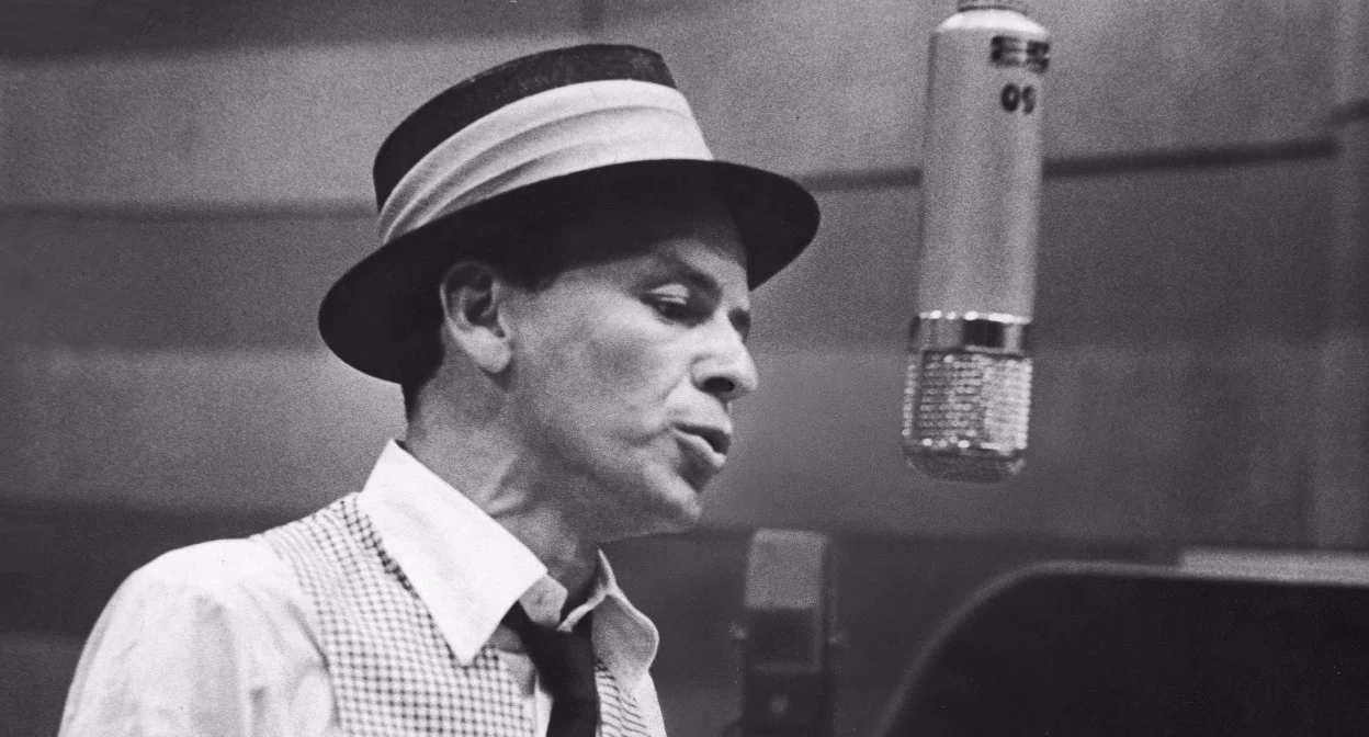 FRANK SINATRA – A SLOW BOAT TO CHINA