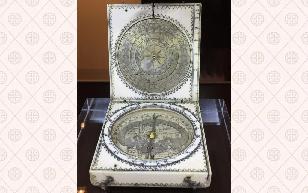 Қызметшілермен инцест порно