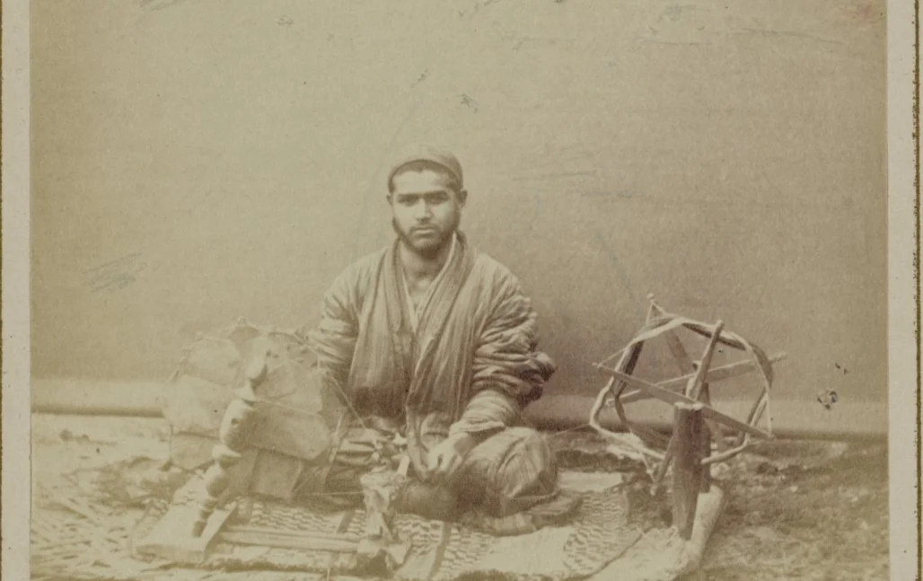 Үлкен бөкселері бар әйелдердің порнофотосуреттері