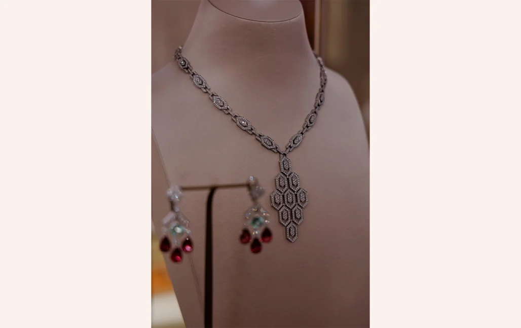 Борзядағы жезөкшелер телефон нөмірлері