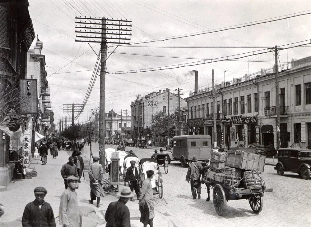 Kitajskaya street in Harbin circa 1932 in China/Asahi Shimbun/Getty Images