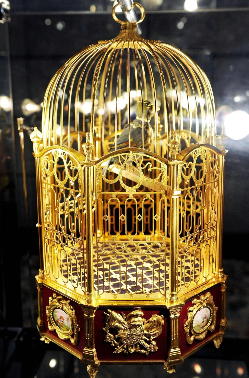 The Jaquet Droz Singing Bird, with a pre-auction estimate of between 1.88 Million and 2.63 million Hong Kong Dollars, in Hong Kong, South China/Xinhua/Song Zhenping/Alamy