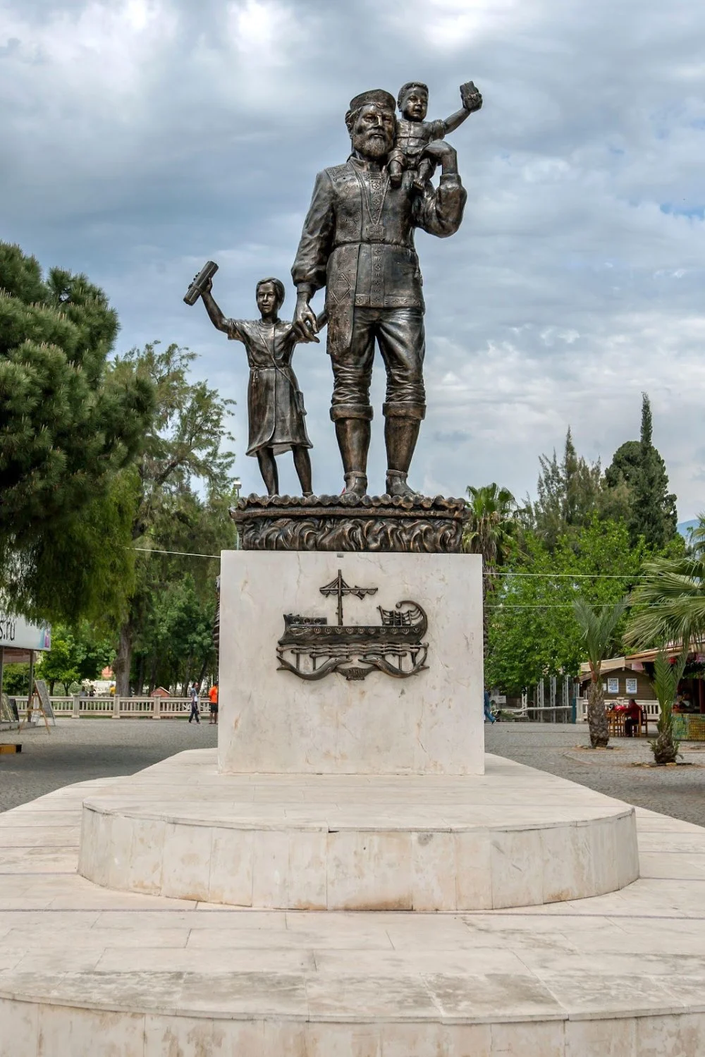 The statue of Saint Nicholas located in the centre square of Demre, formerly Roman Myra, on the Mediterranean coast of Turkey/Alamy