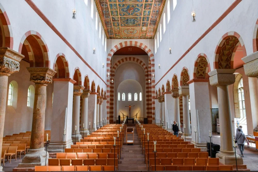 The central nave of St. Michael's Church in Hildesheim / Alamy