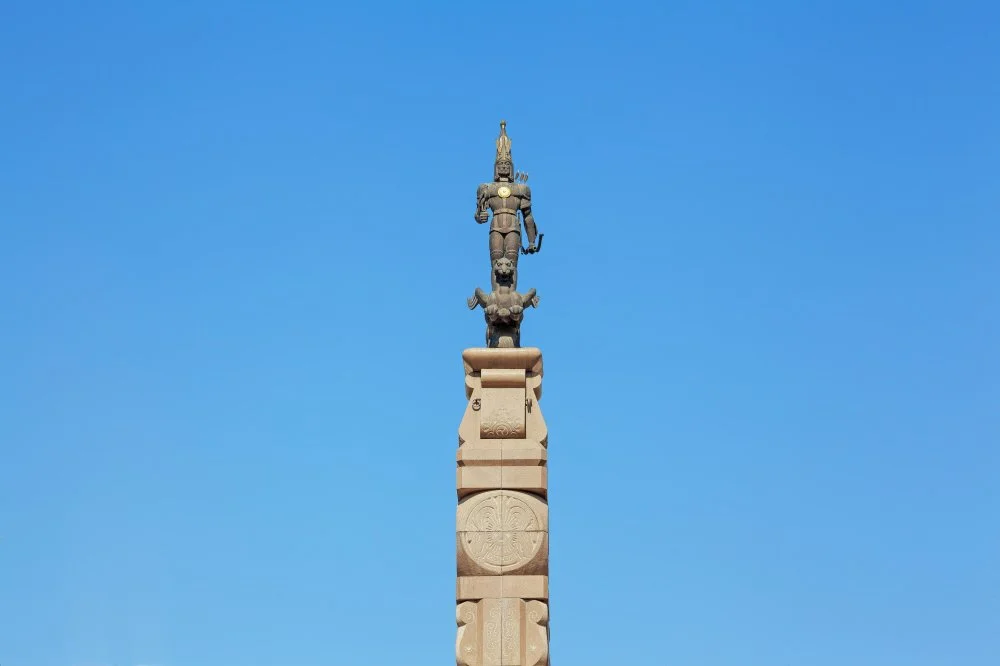 Монумент Независимости Казахстана. Площадь Республики, Алматы/Alamy