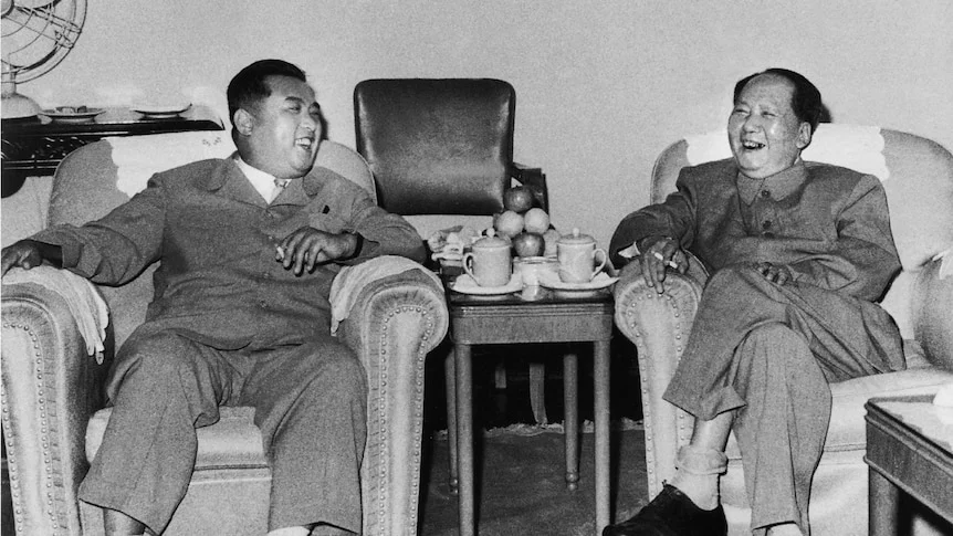  Мао Цзэдун және Ким Ир Сен 