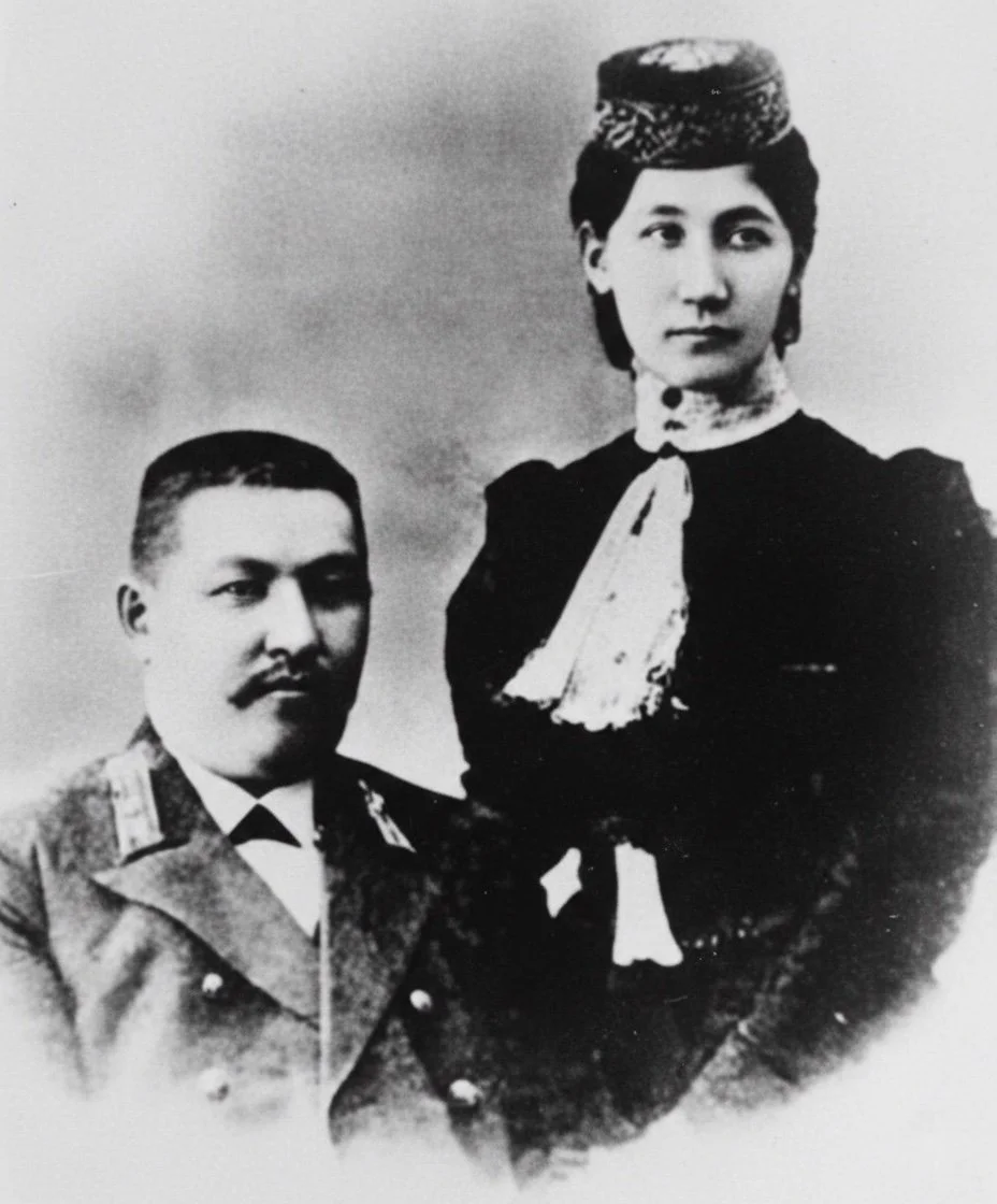 Назипа Кулжанова с мужем Нургали / Wikimedia Commons