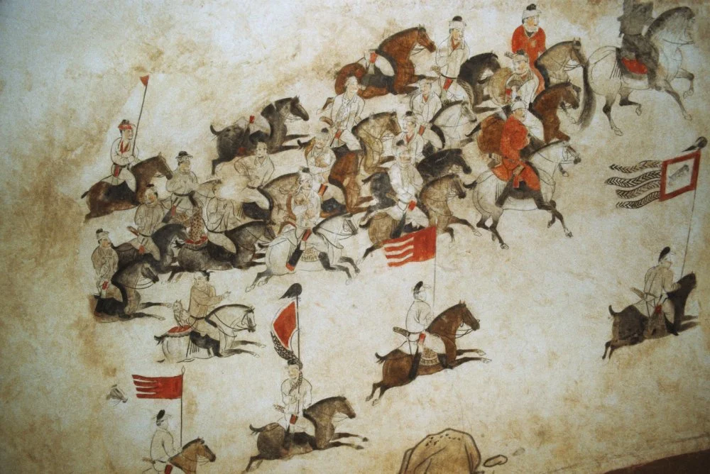 Цяньлин мавзолейінің қабырғасында бейнеленген салт аттылар. Таң династиясының Цяньлин мавзолей кешені, Цянь уезі, Қытай / Getty Images  