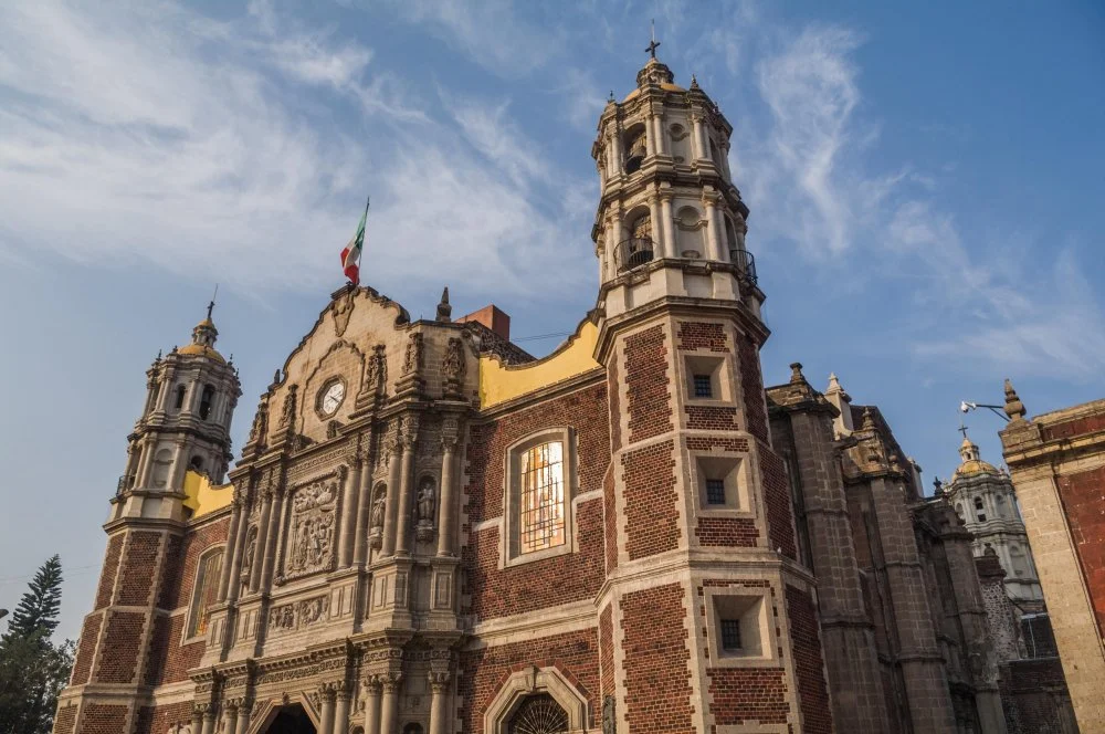 Базилика Девы Марии Гваделупской, Мехико/Alamy