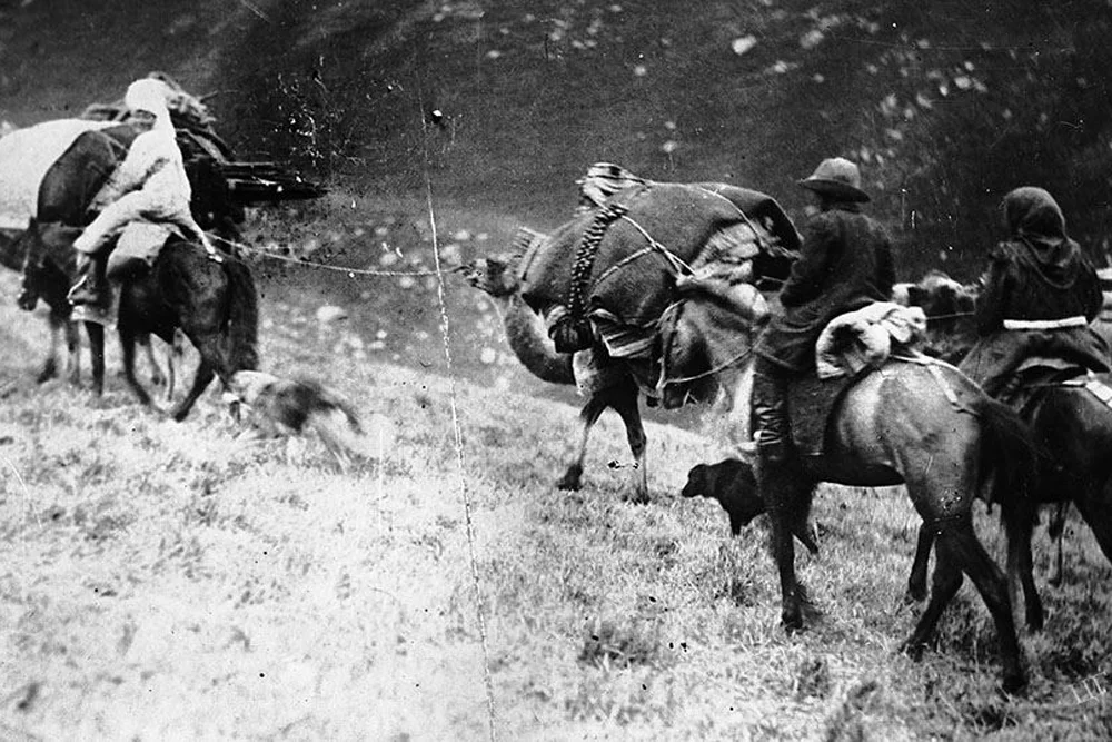 Казахская семья уезжает в Китай после восстания 1916 года / Wikimedia Commons
