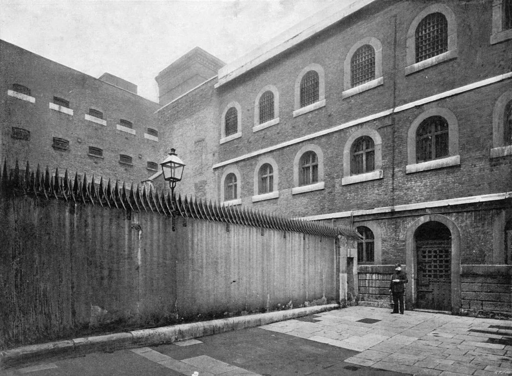 Newgate prison courtyard/Alamy