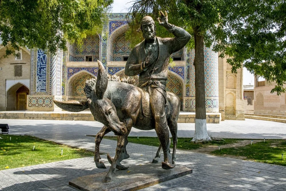 Памятник Ходже Насреддину в Бухаре, Узбекистан / Getty Images  