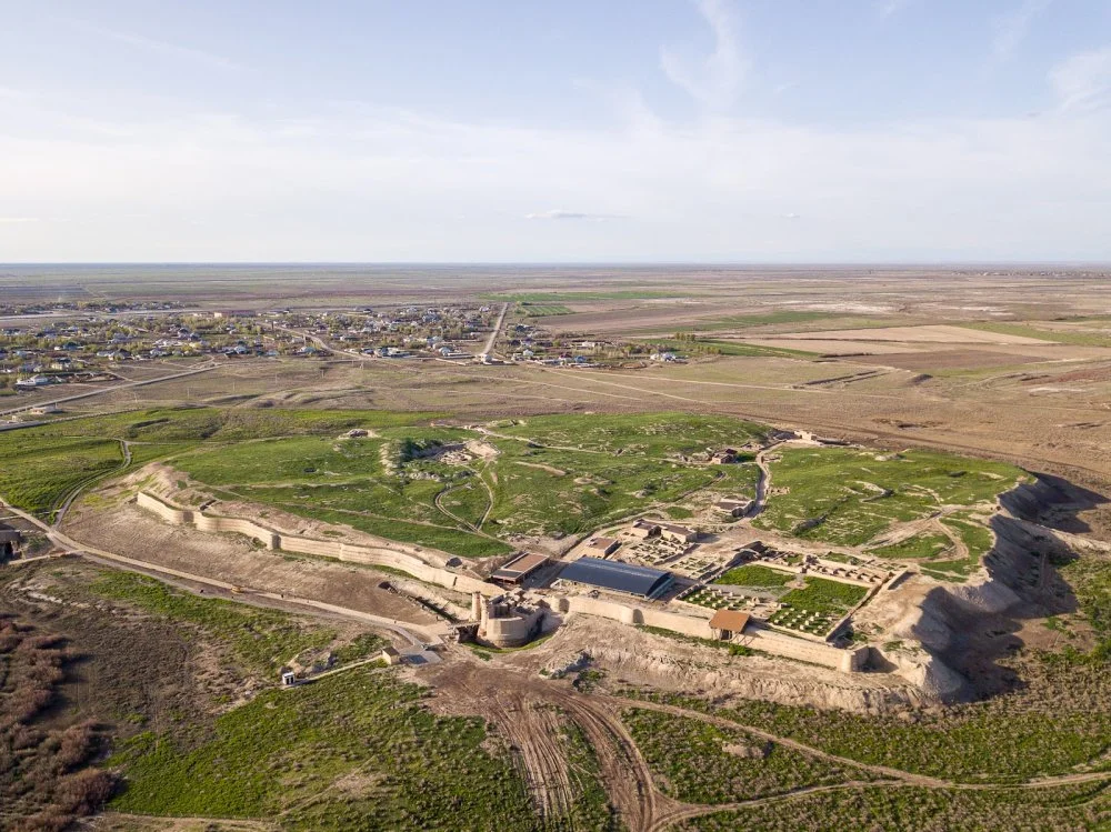 Ескі Отырар қаласының төбеден көрінісі / Alamy