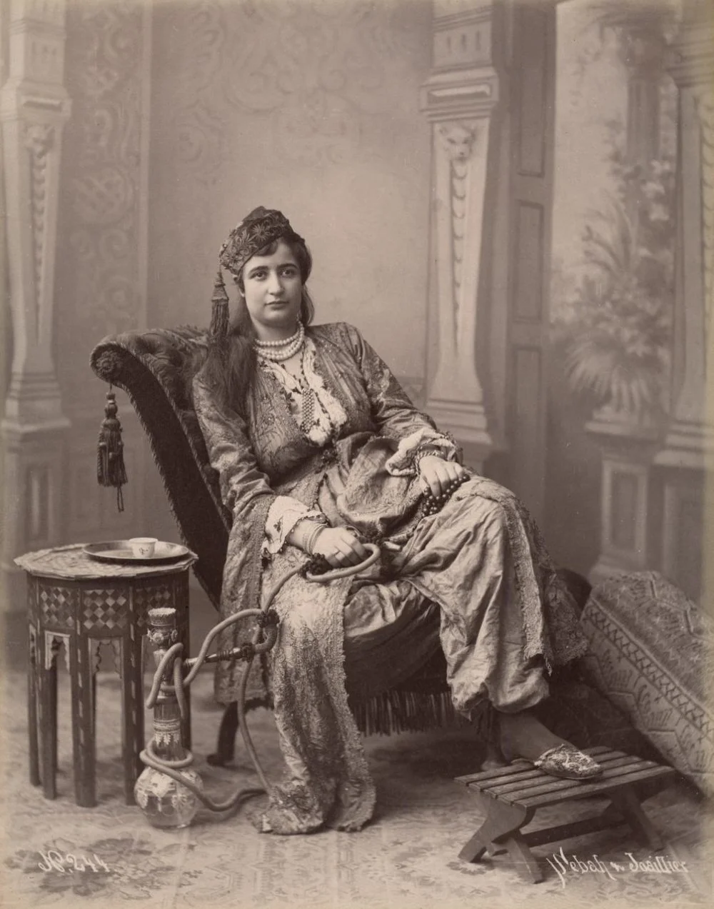 Турчанка. Османская империя, около 1885 года / adoc-photos / Corbis via Getty Images