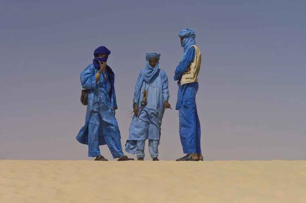 Индиго түсті киімдегі туарегтер. 2012/Alfred Weidinger/Wikimedia commons