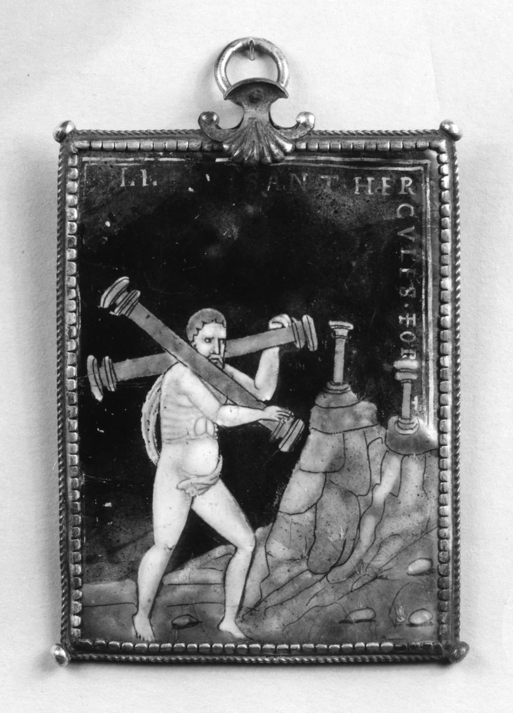 Геркулес тіректерді алып бара жатыр. Лимождық эмаль. 16 ғасыр/Wikimedia Commons