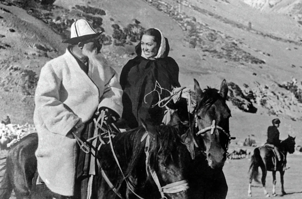 A shot from the movie «Saltanat». Directed by Vasily Pronin. 1955. The Mosfilm Film Studio. The main role is played by the people's Actress of the Kyrgyz SSR Baken Kydykeeva./Филоненко/RIA News
