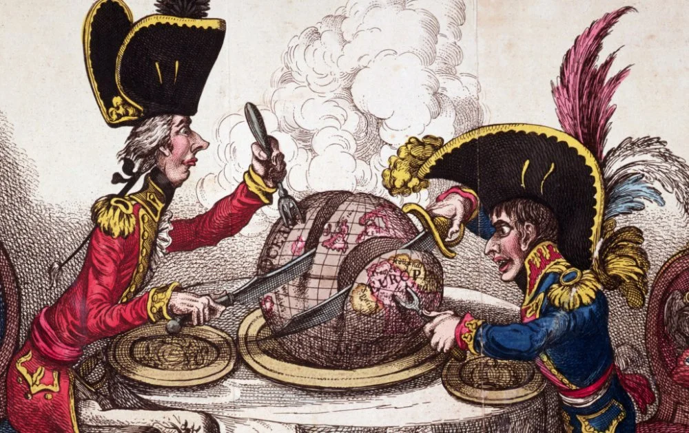 Карикатура на премьер-министра Уильяма Питта и Наполеона Бонапарта. 1802 год//Getty Images