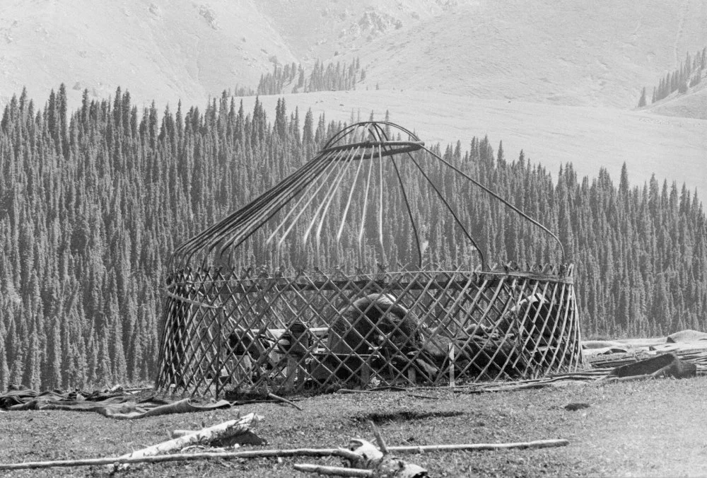 Каркас юрты. Урумчи, Синьцзян, 1956 год. Tom Hutchins / VCG via Getty Images